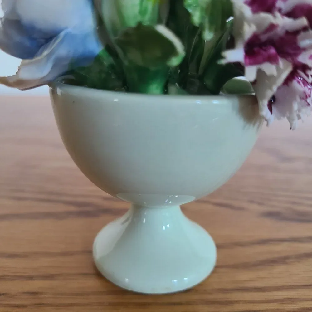 Vintage Radnor Bone China Mini Floral Bouquet Basket Vase Capodimonte Porcelain